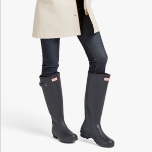 Hunter Original Matte Navy Tall Boots Size 7
